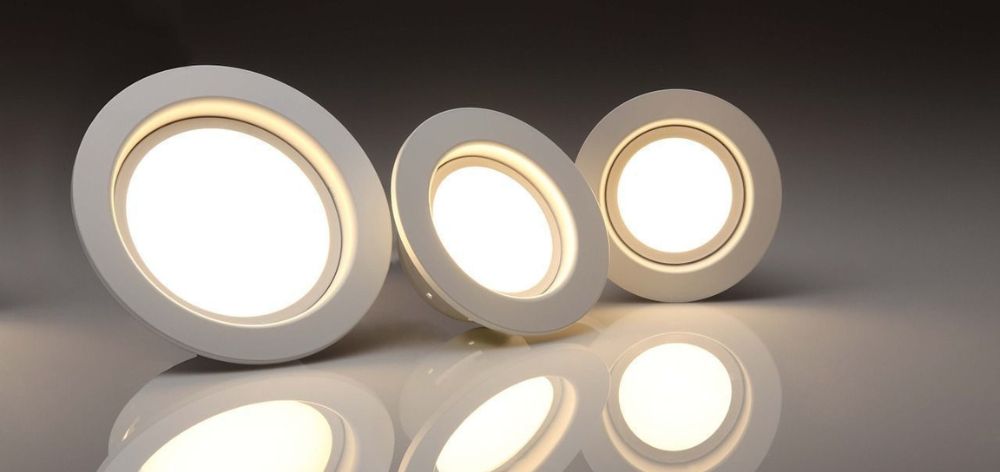 Sistemas de iluminación eficiente para espacios comerciales